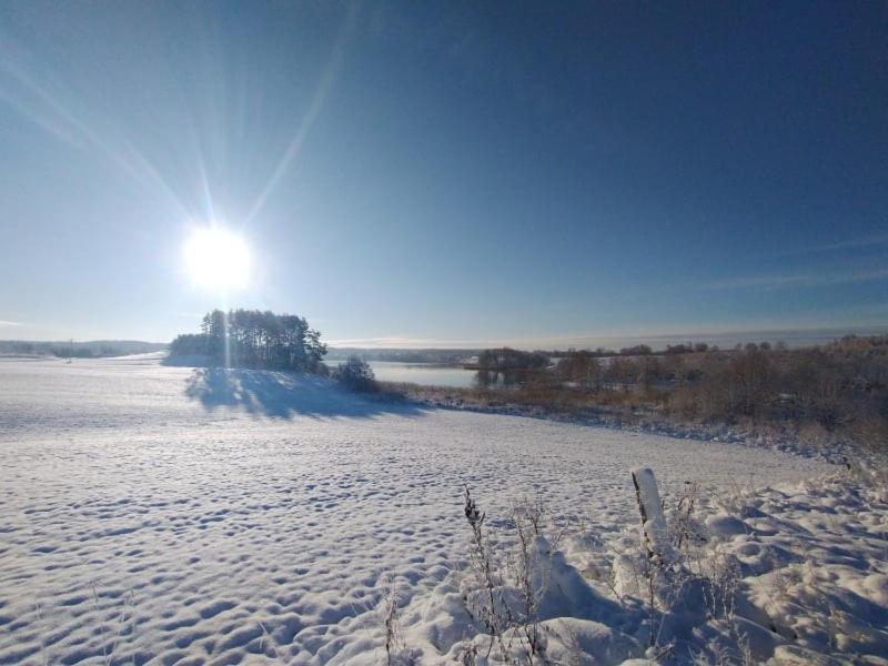 Miedzy Olchami Domek Nad Jeziorem. Noclegi Caloroczne. Cisza, Spokoj. Barczewo Eksteriør billede